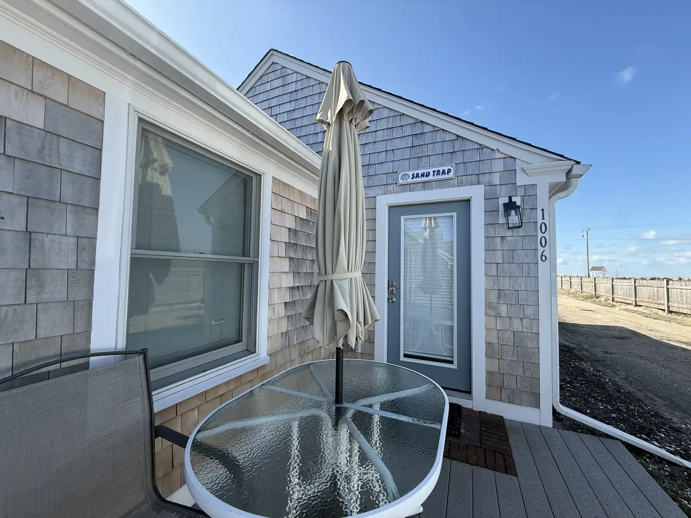 Sand Trap cottage entrance